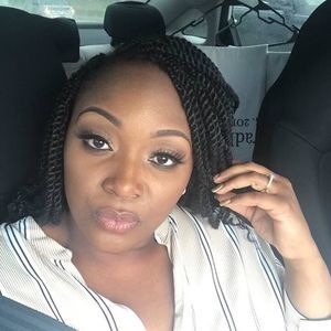 Meet your Posher, Lynette